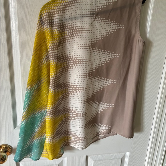 Guess by Marciano Asymmetrical Blouse in Yellow and Beige - Picture 4 of 6